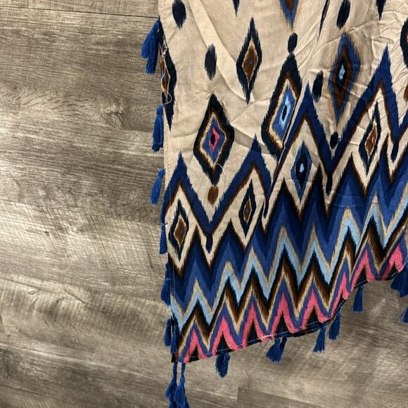 Do Everything in Love colorful Pre loved Kimono Cardigan with Tassels - Picture 2 of 7